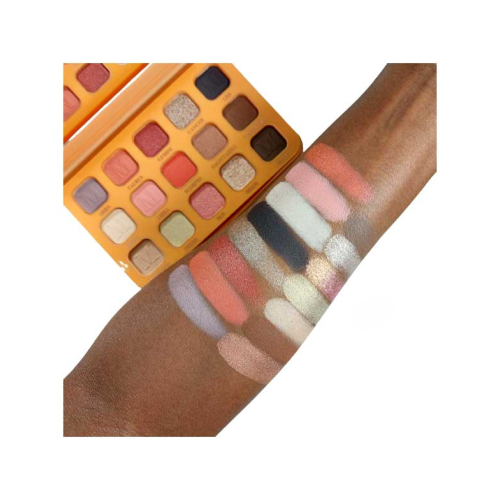 Revolution - *Maffashion x Revolution* - Palette de fards à paupières My Beauty Diary 2.0