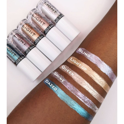 Revolution Relove - Fard à paupières liquide métallisé Eye Light - Light Up