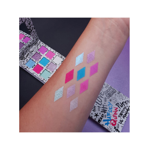 Revolution - *Revolution X DC Harley Quinn* - Palette d'ombres - Daddy’s Little Monster