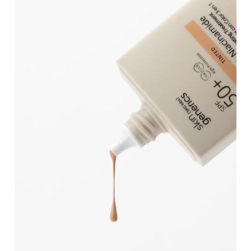 Skin Generics - Traitement hydratant teinté SPF50+