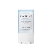 SKIN1004 - *Hyalu-Cica* - Stick solaire visage Silku-Fit SPF50+ PA++++