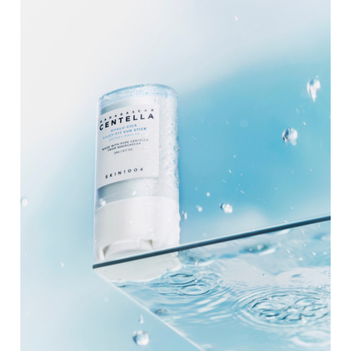 SKIN1004 - *Hyalu-Cica* - Stick solaire visage Silku-Fit SPF50+ PA++++