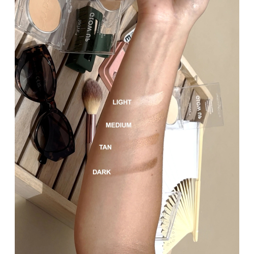 Technic Cosmetics - *Sundrenched* - Poudre lumineuse pour le visage Glow Up - Tan