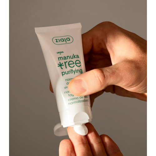 Ziaja - Crème de jour normalisante-hydratante Manuka Tree SPF10 - Peaux mixtes et grasses